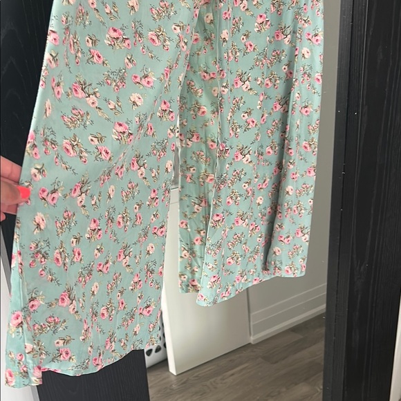 Floral Patterned Pants - Picture 2 of 4